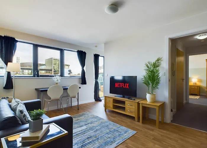 Stylish Central Apartment 2 Beds 4 Guests