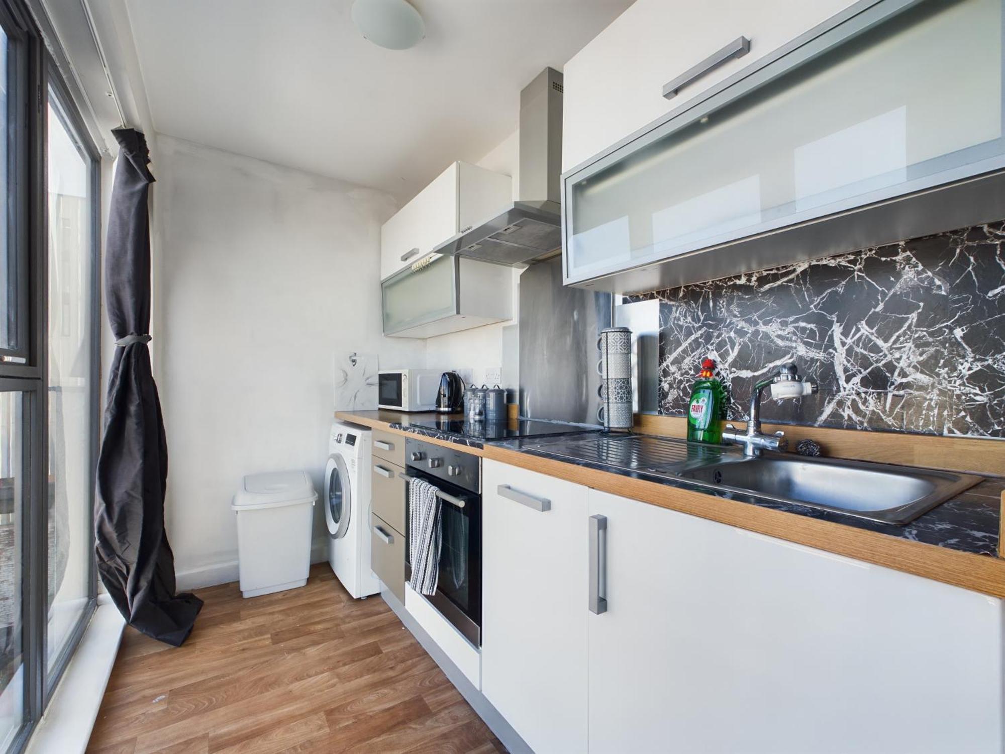 Apartment Stylish 2 Beds 4 Guests *